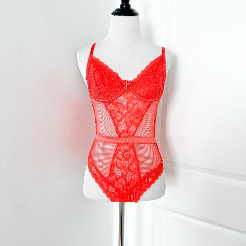 Rachel Vibrant Red - Orange Lace Bodysuit - Medium